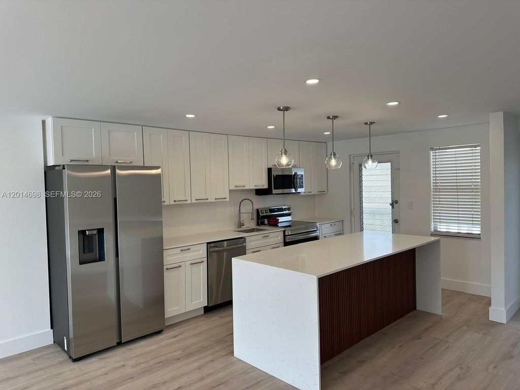 Photo of 505 E Dania Beach Blvd #4-3J, Dania Beach, FL 33004 (MLS # A12014698)