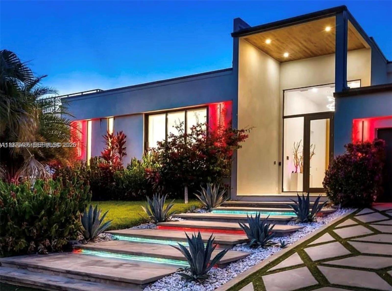 NORTH BAL HARBOUR - Residential