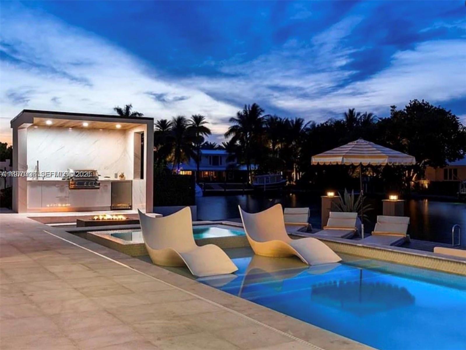 NORTH BAL HARBOUR - Residential