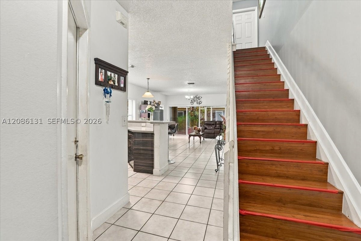 306 SW 120th Ave
