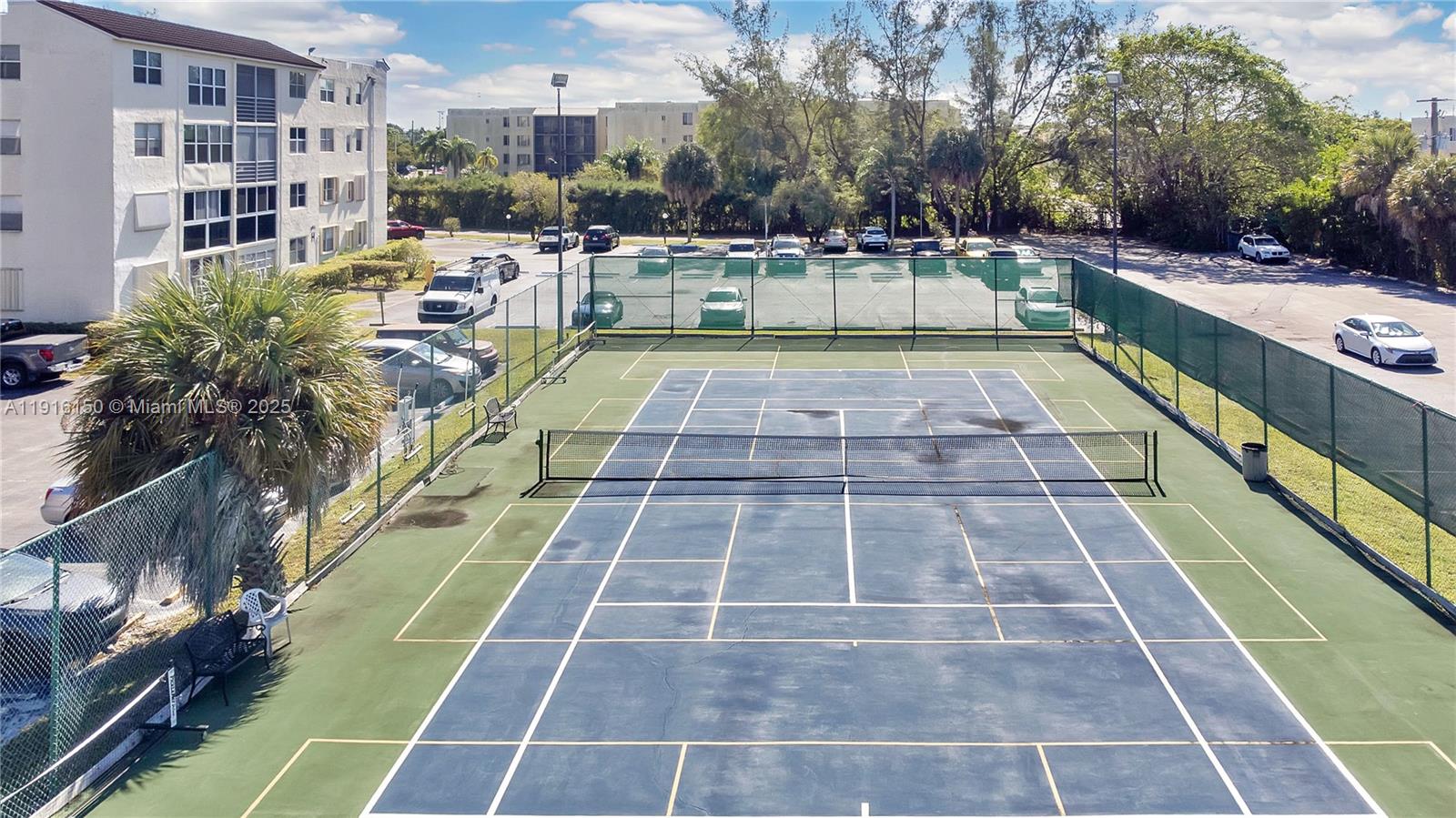 SOMERSET NO SEVEN CONDO - Residential