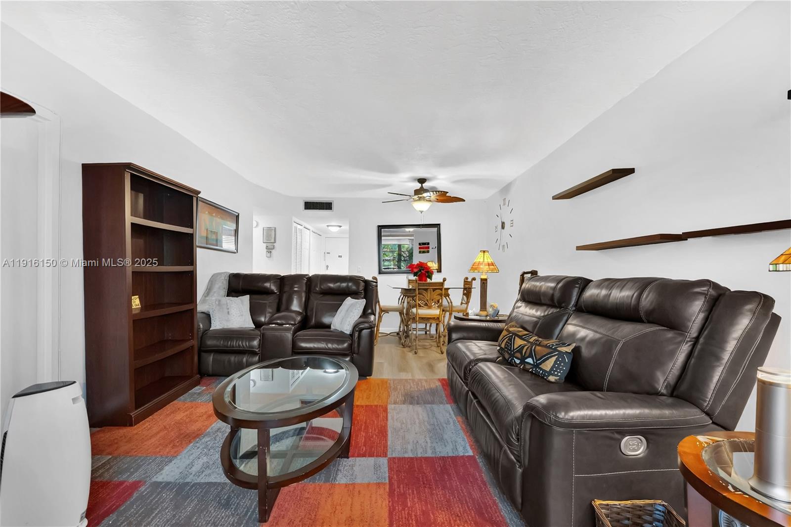 2801 Somerset Dr 411