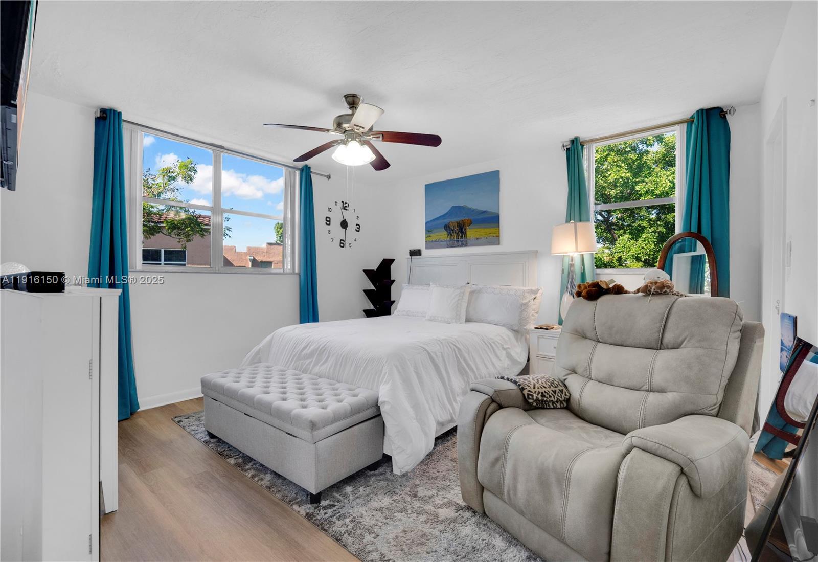 SOMERSET NO SEVEN CONDO - Residential