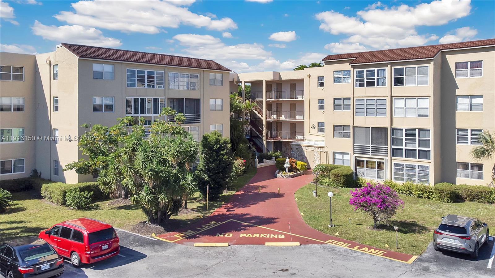 SOMERSET NO SEVEN CONDO - Residential