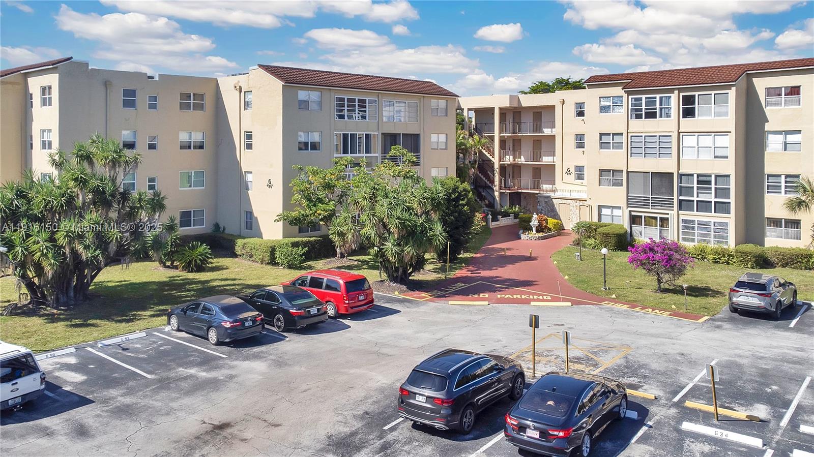 SOMERSET NO SEVEN CONDO - Residential