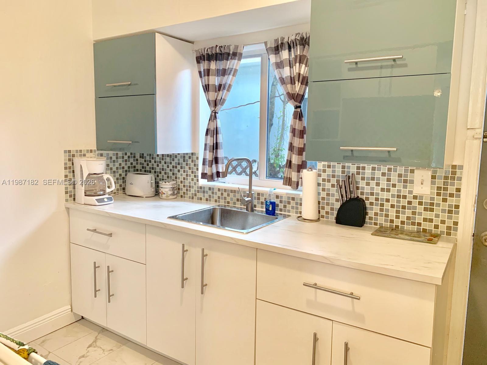 BILTMORE SUB - Residential Income