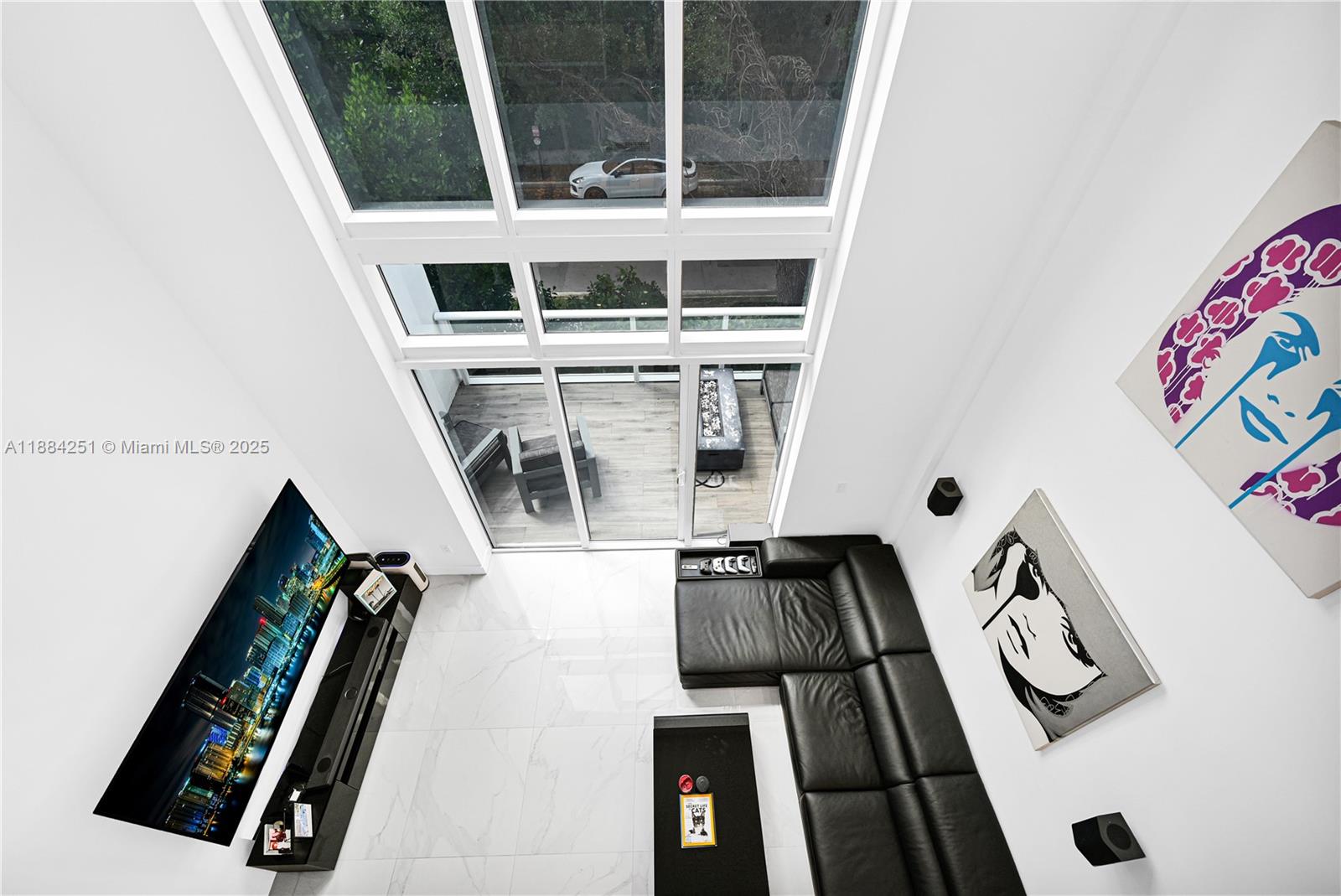 ONE BAY CONDO - Residential Lease