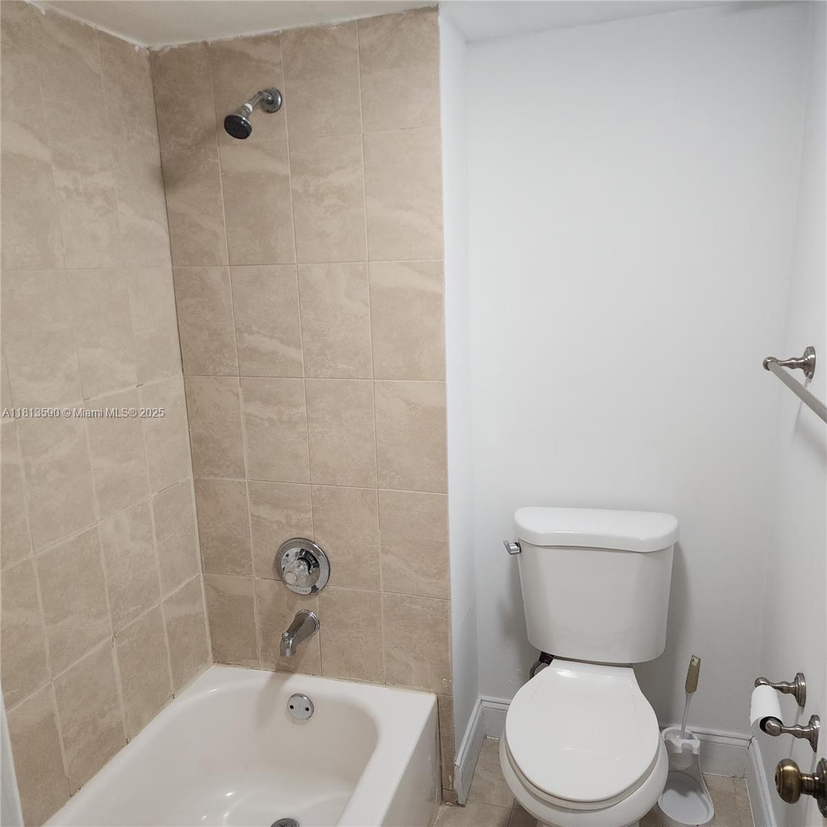 RACQUET CLUB APTS AT BONA - Residential Lease