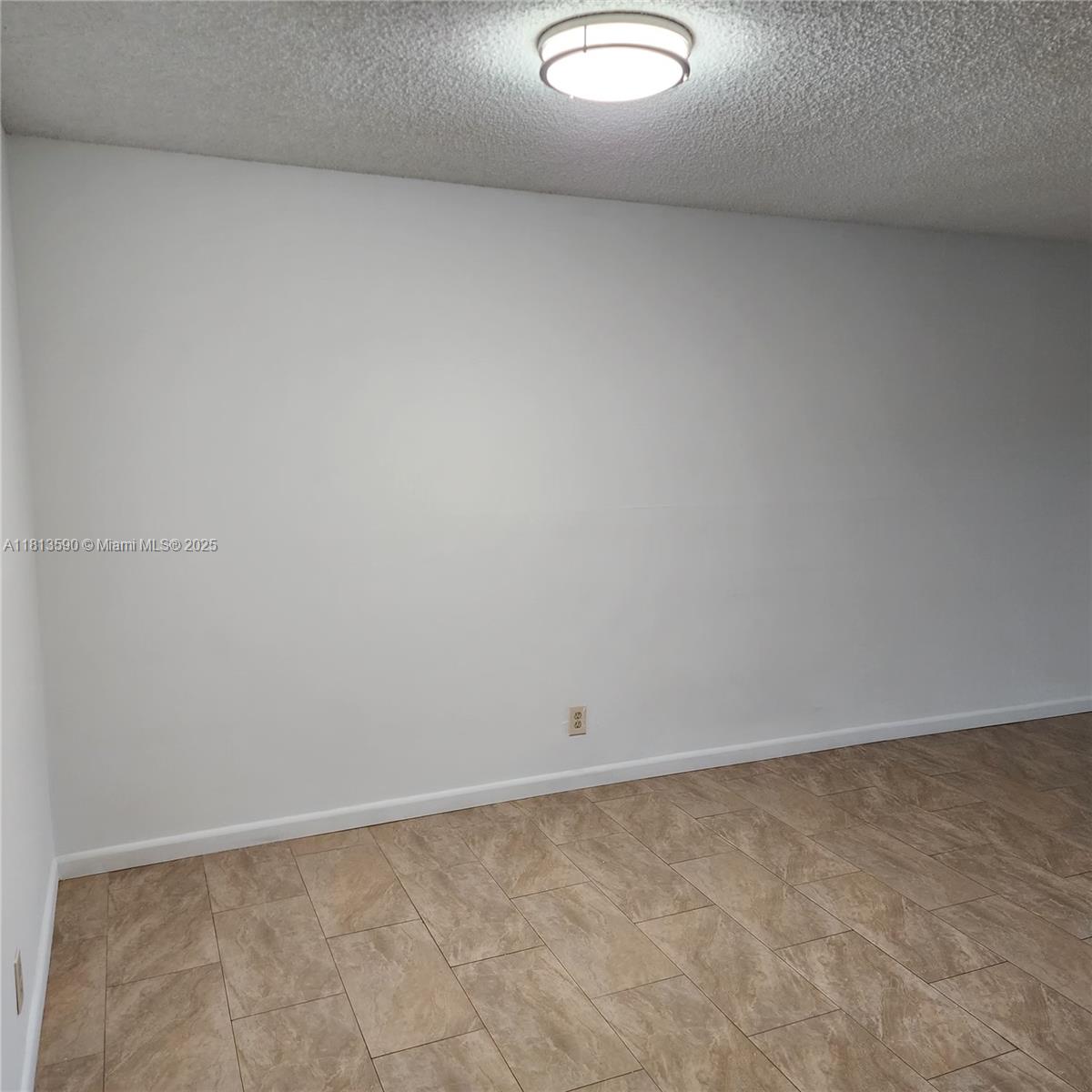 RACQUET CLUB APTS AT BONA - Residential Lease