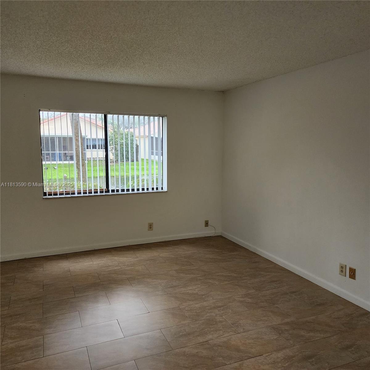 RACQUET CLUB APTS AT BONA - Residential Lease