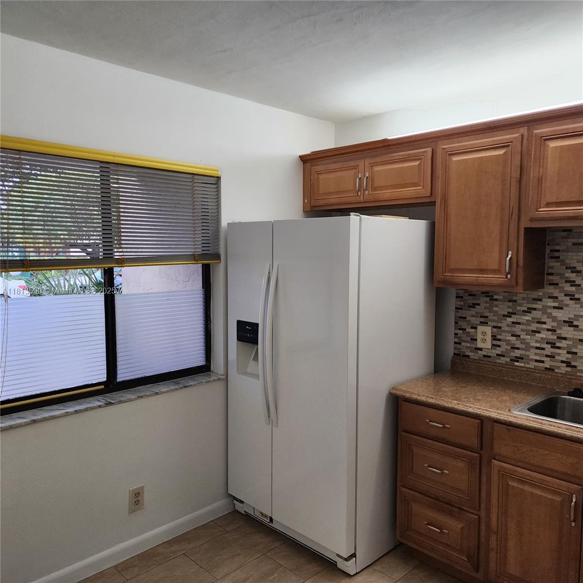 RACQUET CLUB APTS AT BONA - Residential Lease