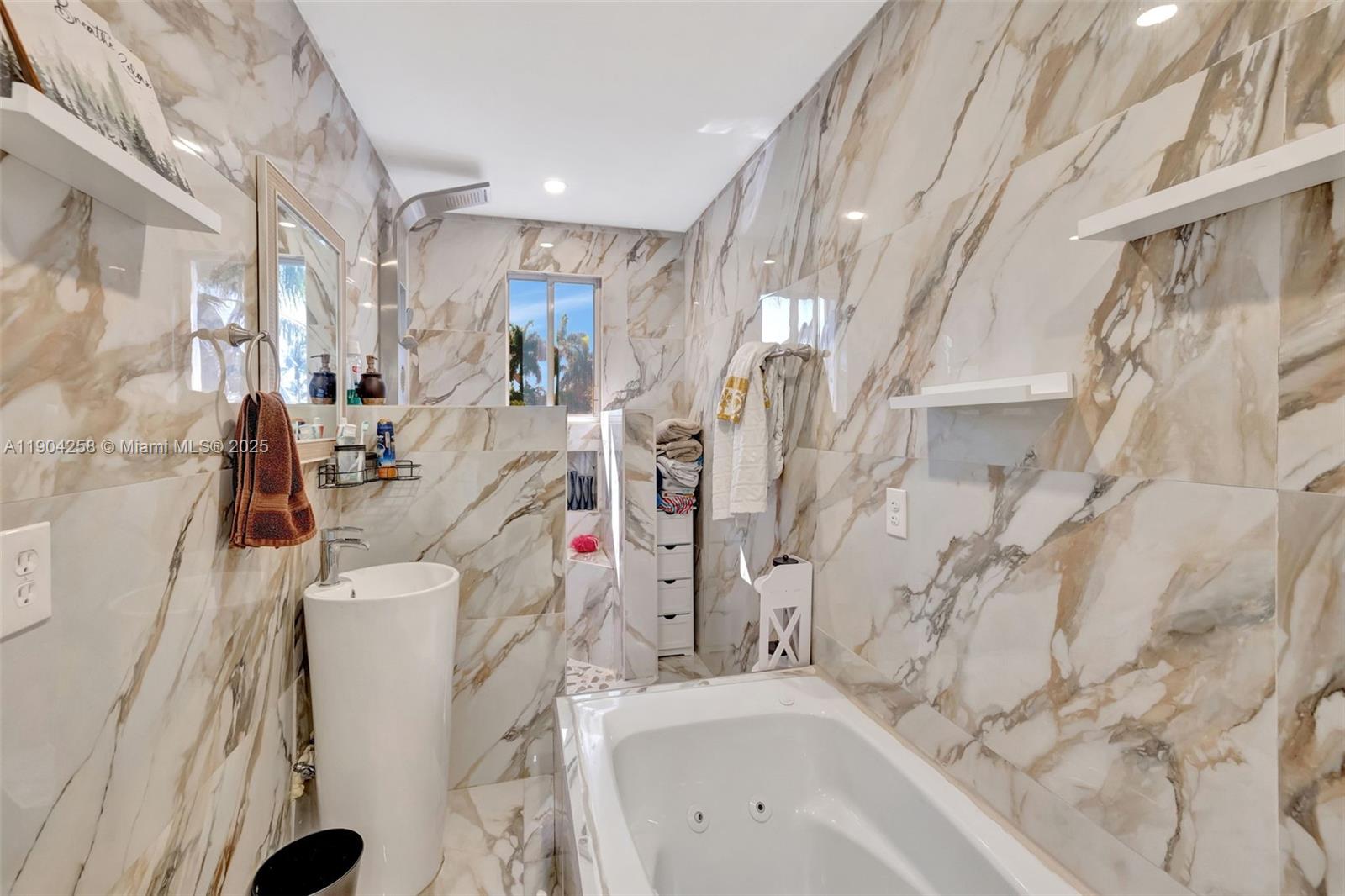 SECTOR 2-PARCELS 21A 25 2 - Residential