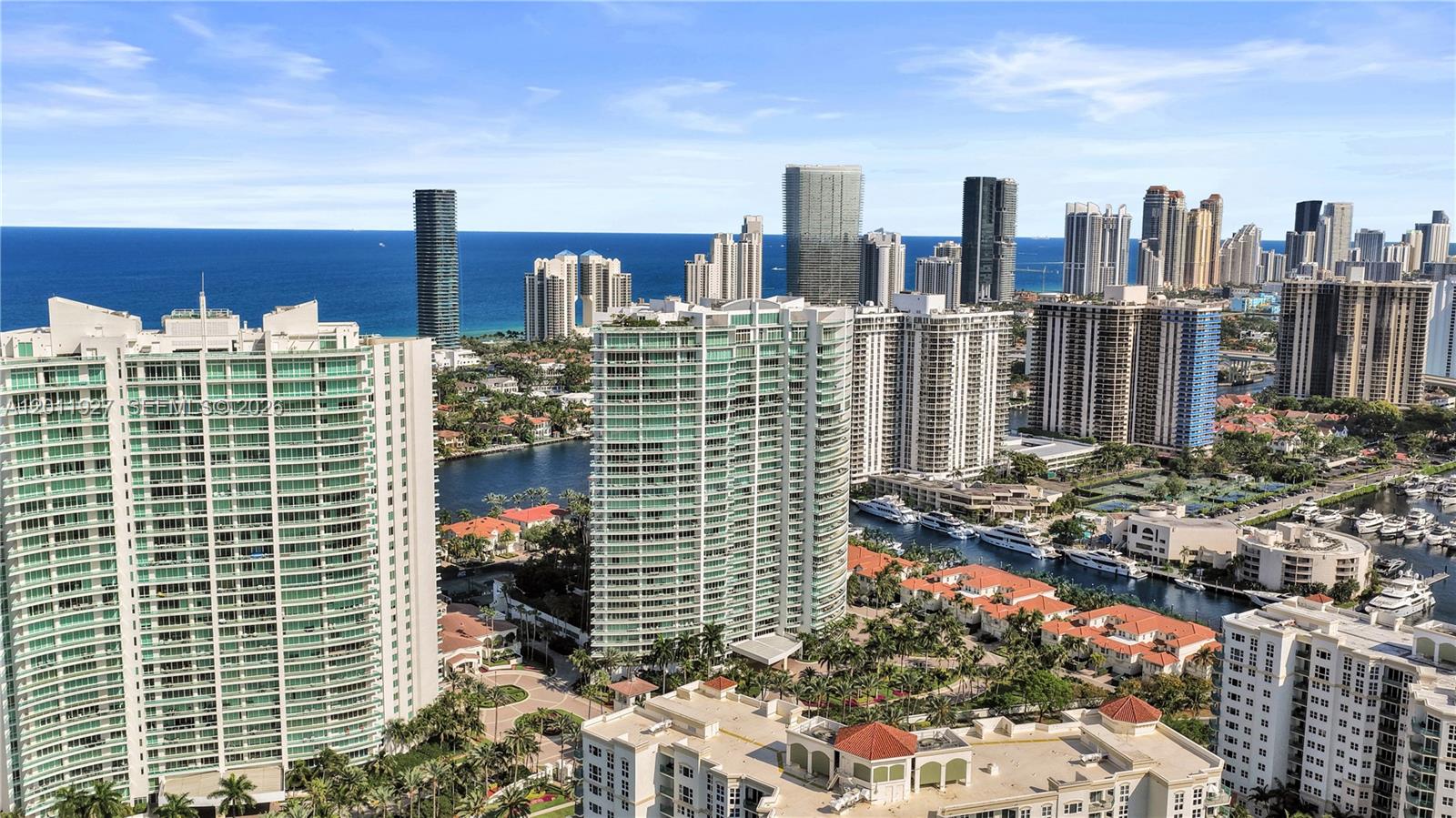 TOWERS OF PORTO VITA-SOUT - Residential