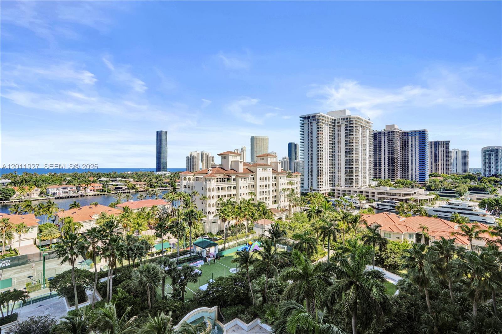 TOWERS OF PORTO VITA-SOUT - Residential