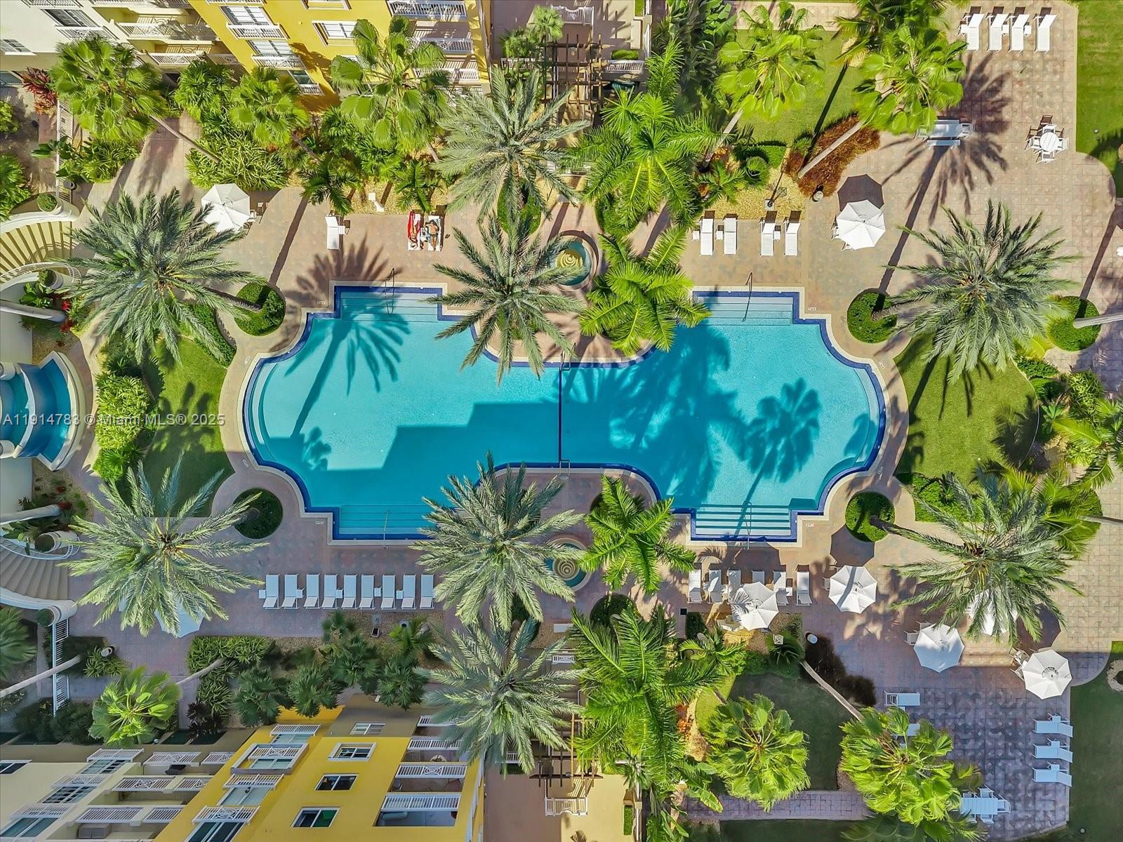 THE COURTS AT SOUTH BEACH - Residential