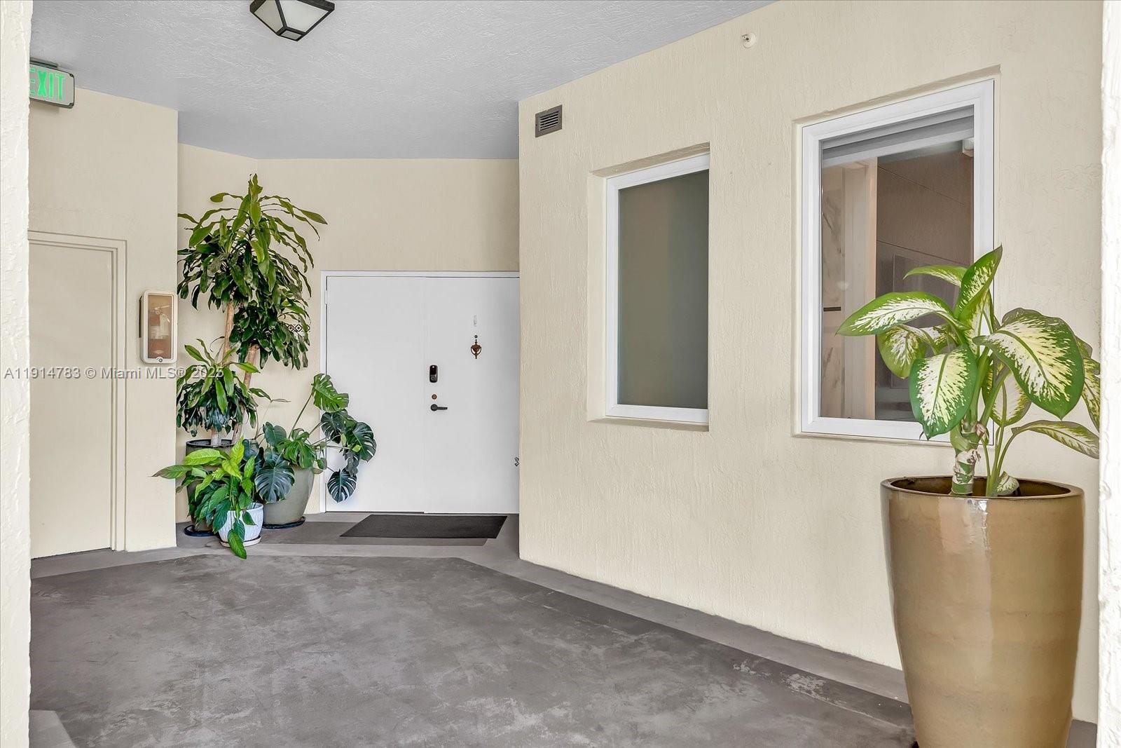 THE COURTS AT SOUTH BEACH - Residential