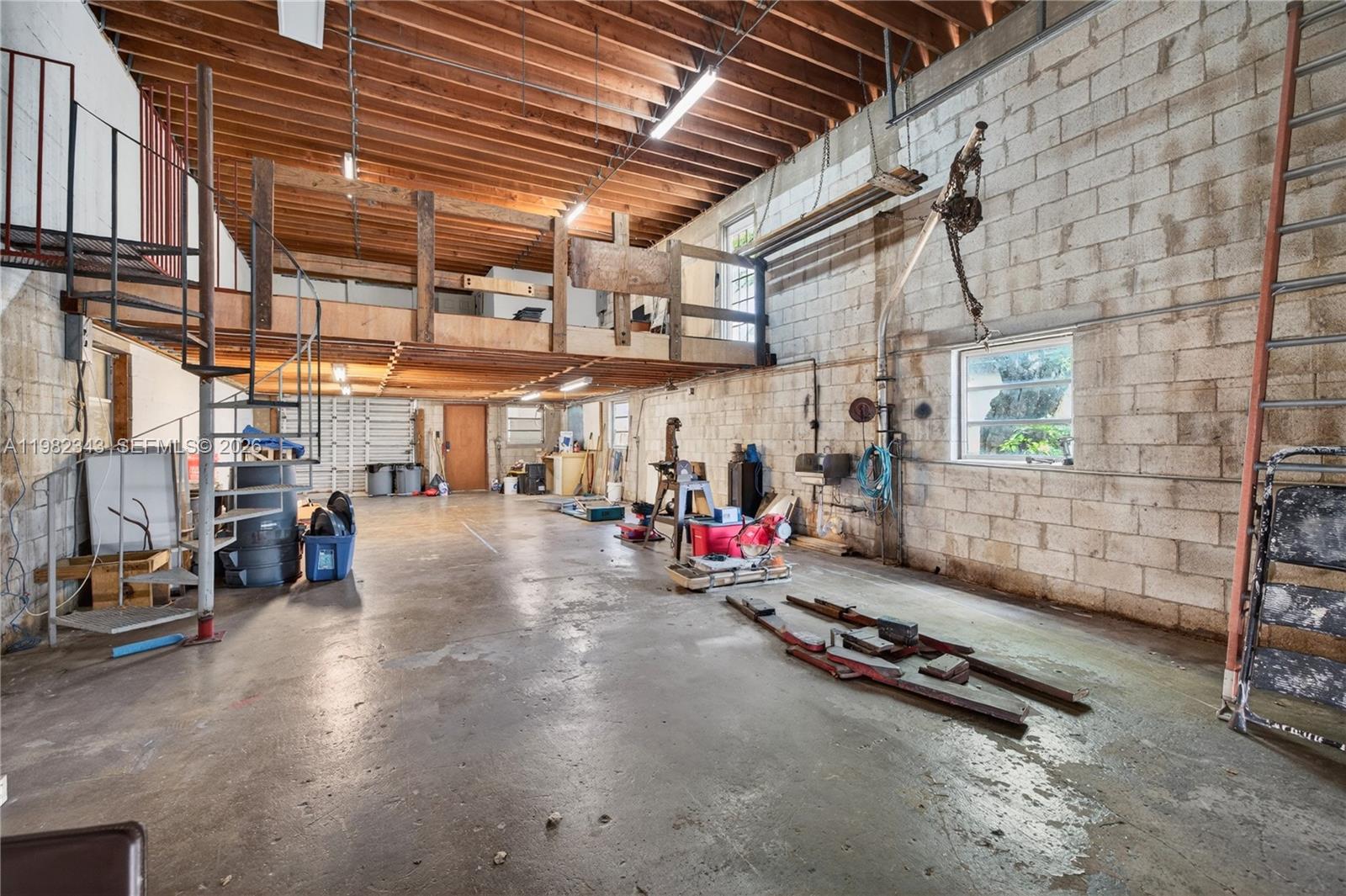 749 NW 43rd St
