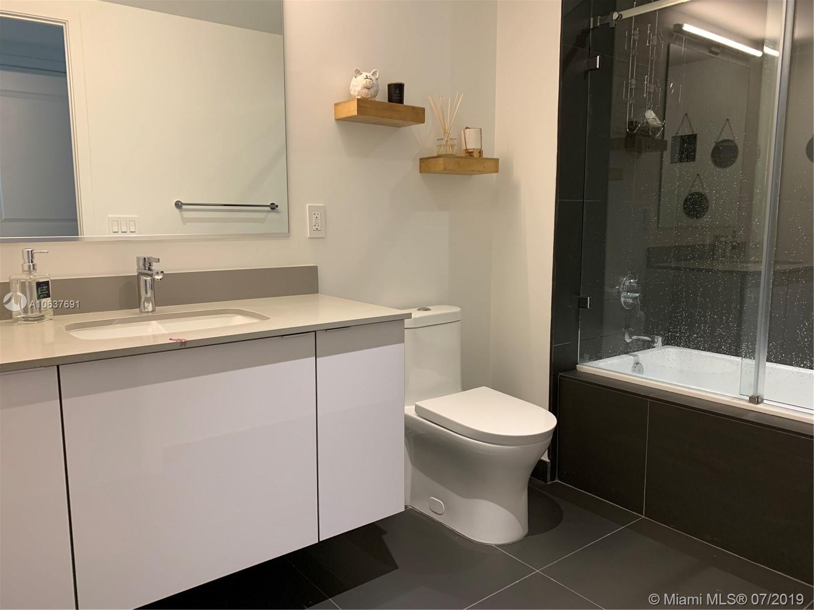 CANVAS - Residential Lease