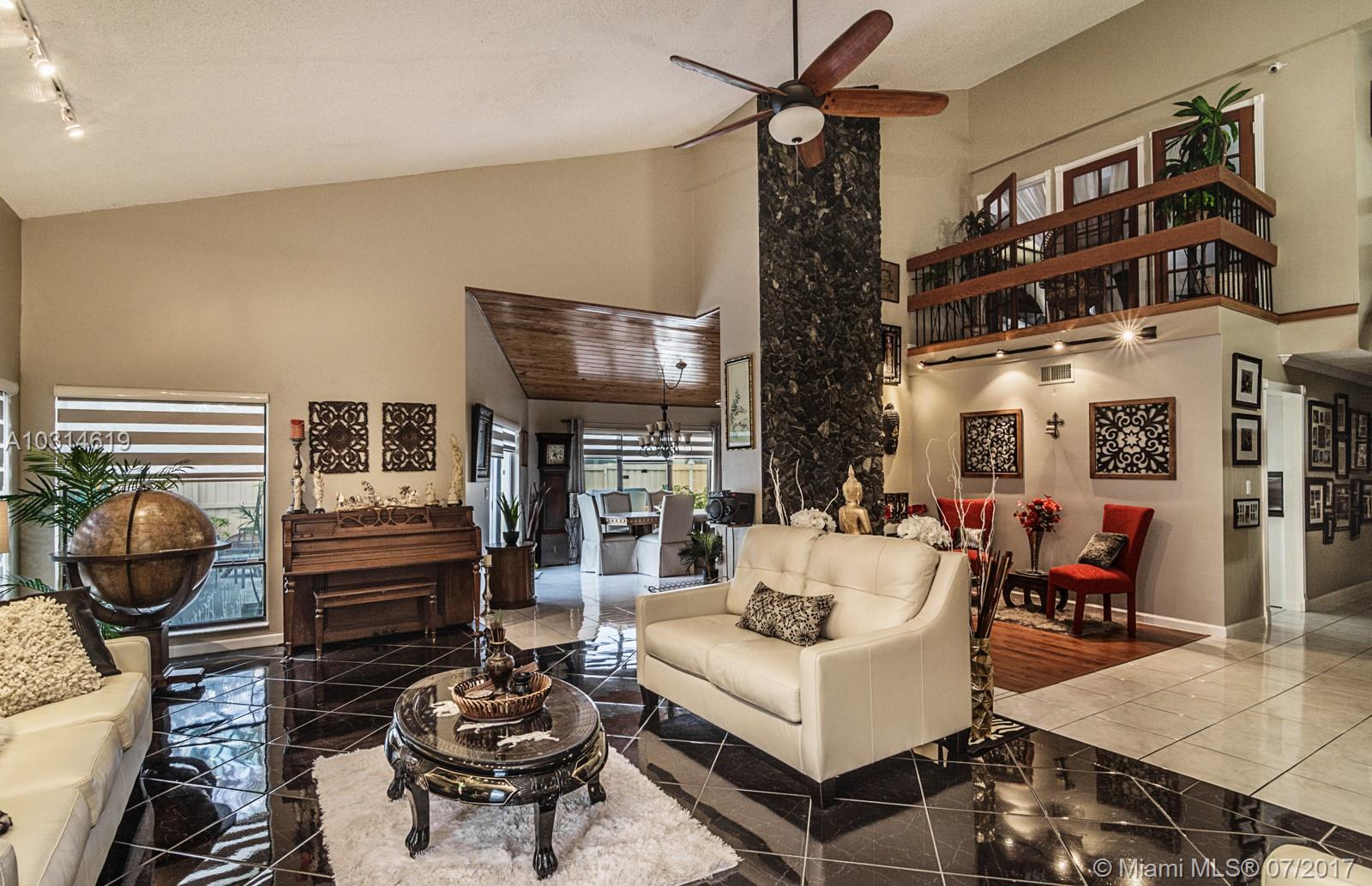 JACARANDA LAKES SEC SEVEN - Residential