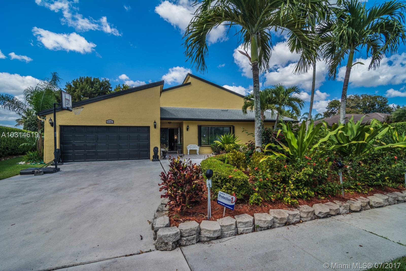 JACARANDA LAKES SEC SEVEN - Residential