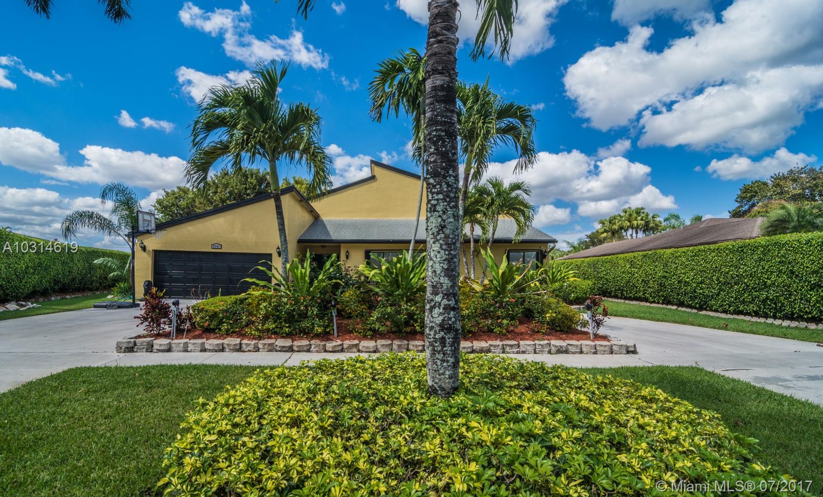 JACARANDA LAKES SEC SEVEN - Residential