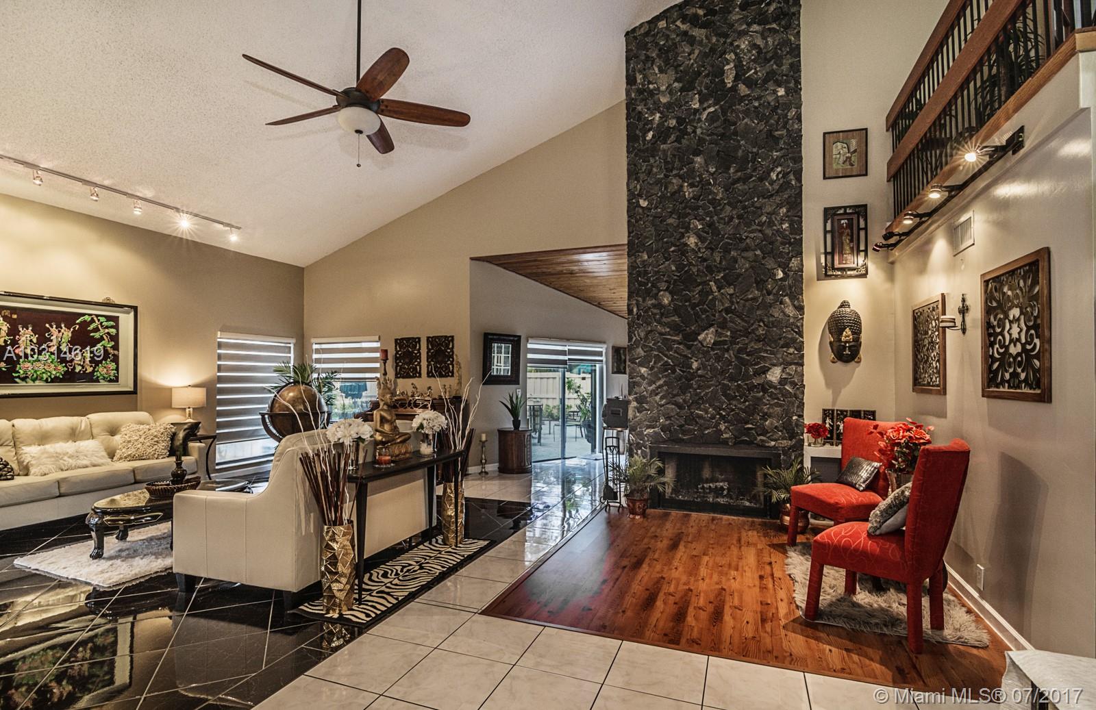 JACARANDA LAKES SEC SEVEN - Residential