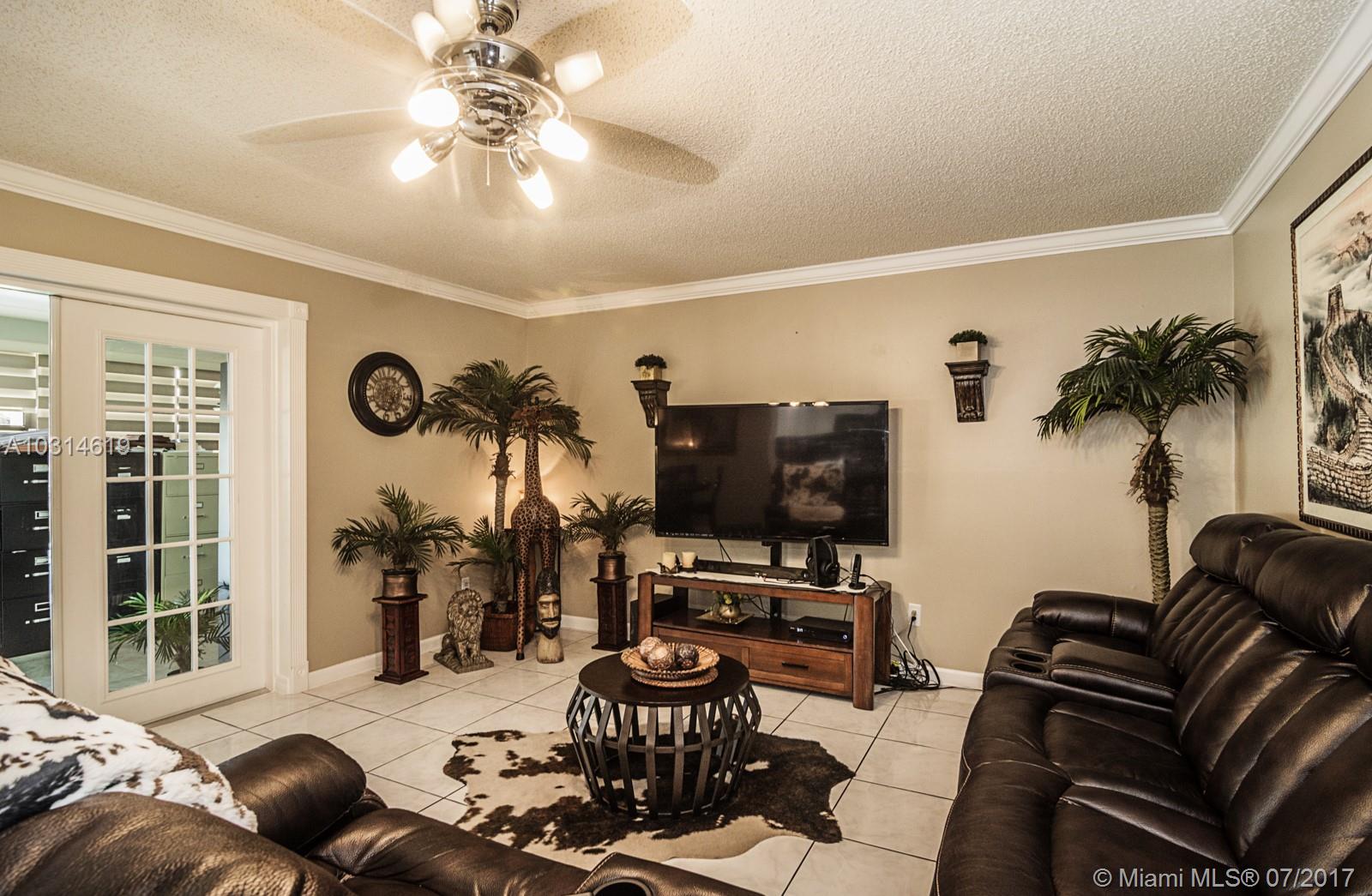 JACARANDA LAKES SEC SEVEN - Residential