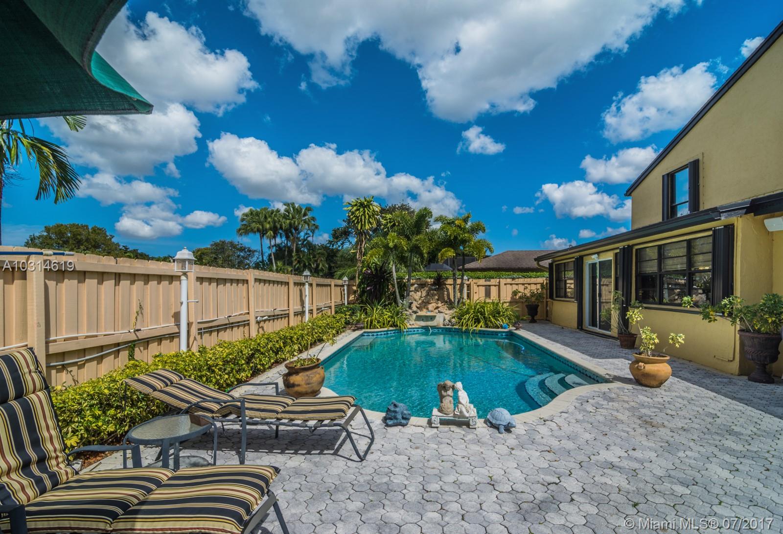 JACARANDA LAKES SEC SEVEN - Residential