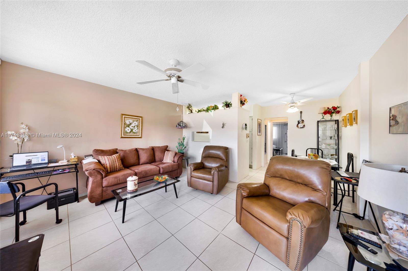 901 Sw 11th Ave 3H, Hallandale Beach, Broward County, Florida - 1 Bedrooms  
1 Bathrooms - 