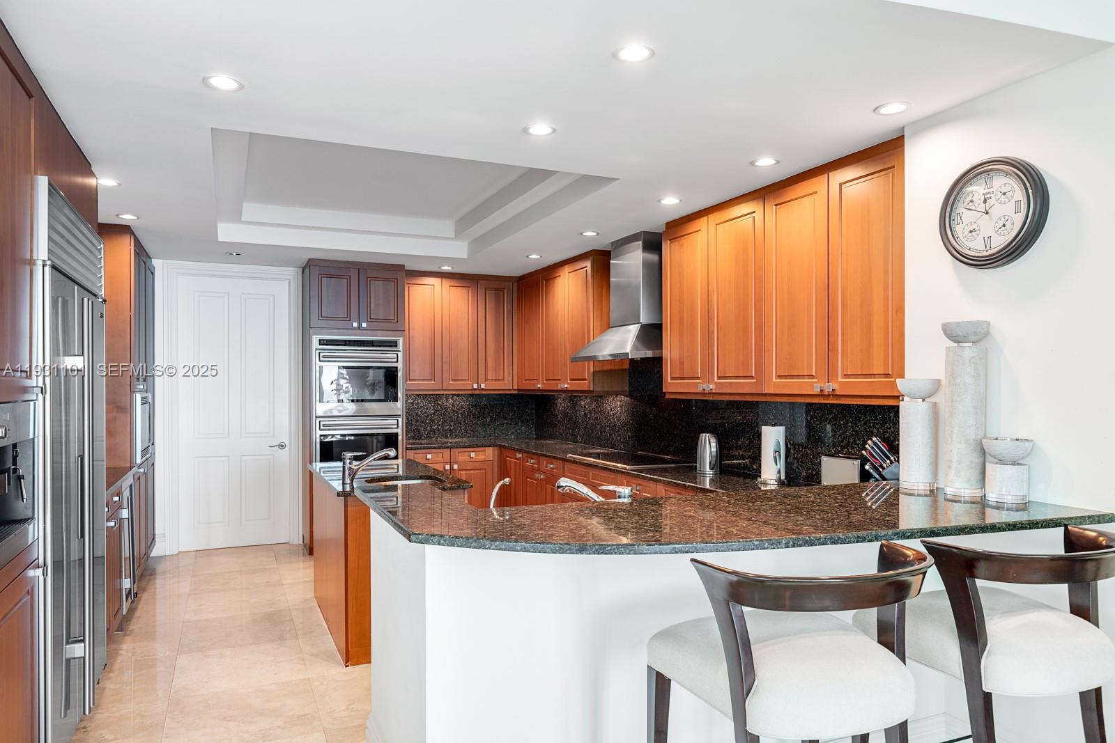 10295 COLLINS AVE RESDNTA - Residential