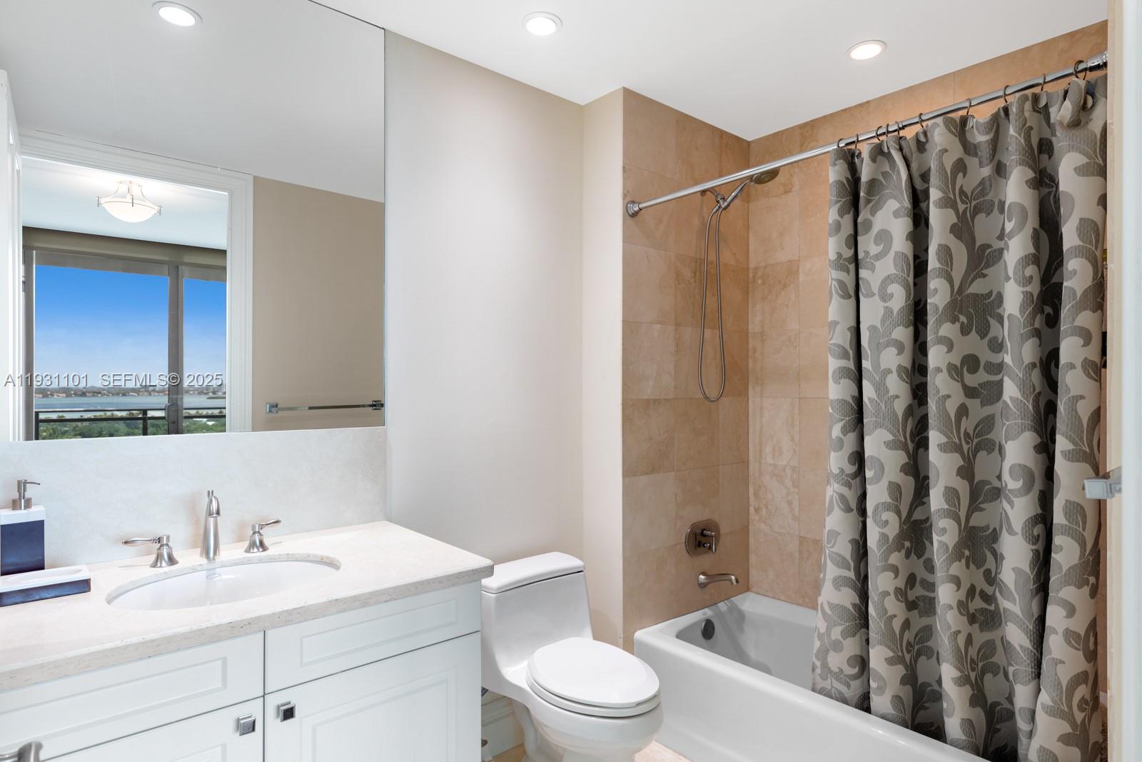 10295 COLLINS AVE RESDNTA - Residential