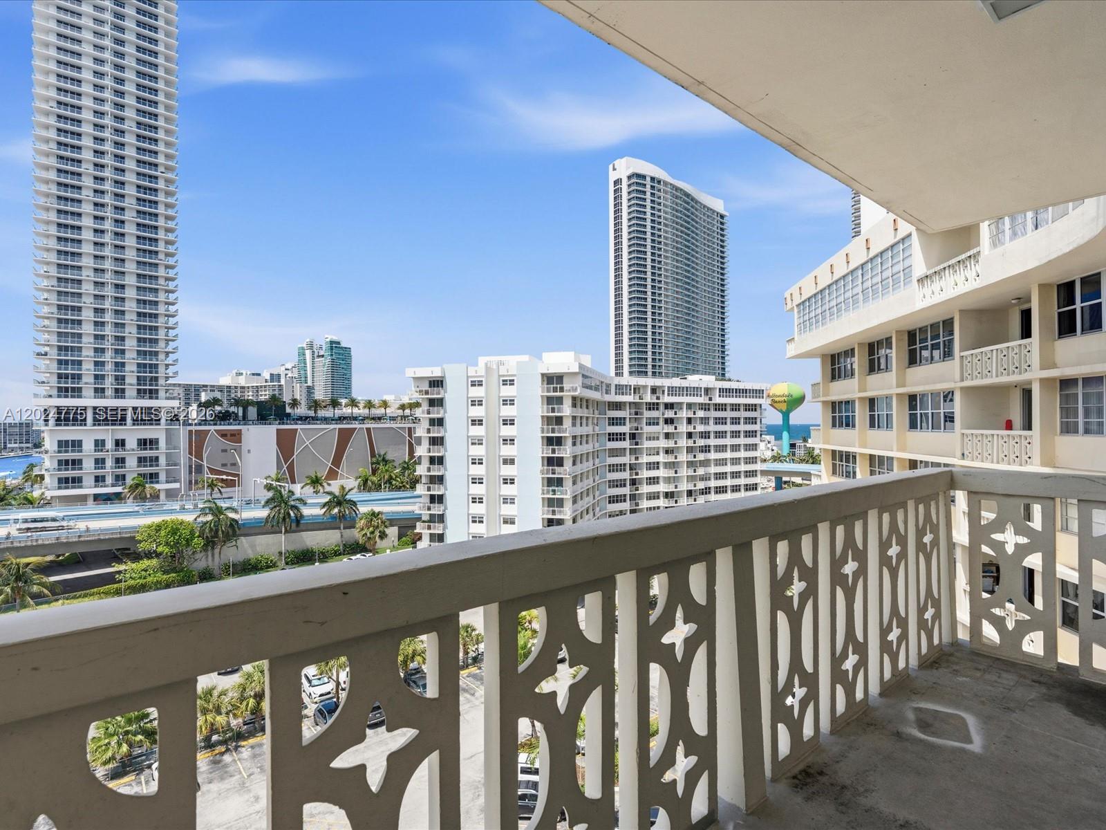 IMPERIAL TOWERS CONDO - Residential