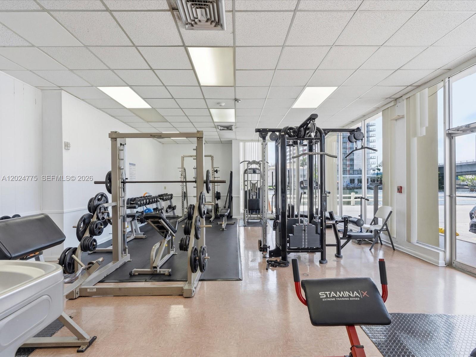 IMPERIAL TOWERS CONDO - Residential