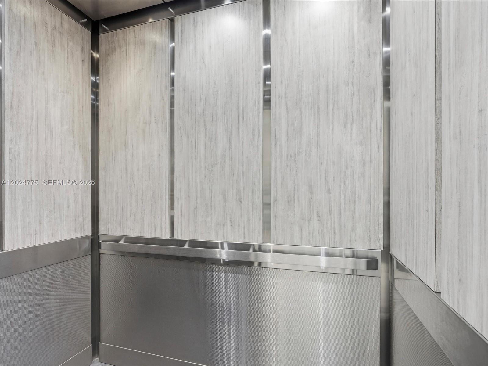IMPERIAL TOWERS CONDO - Residential