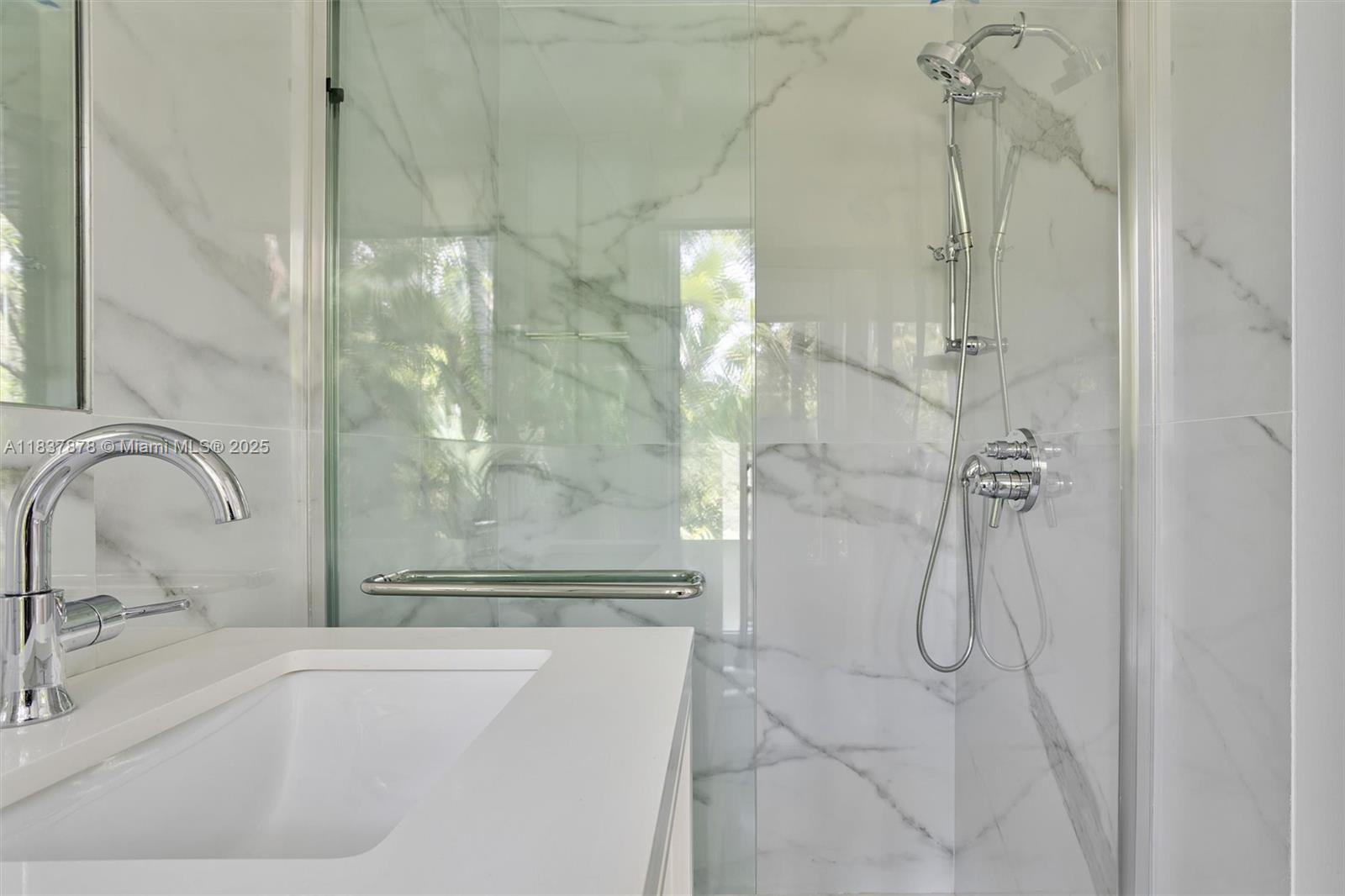 OCEAN VIEW - Residential Lease