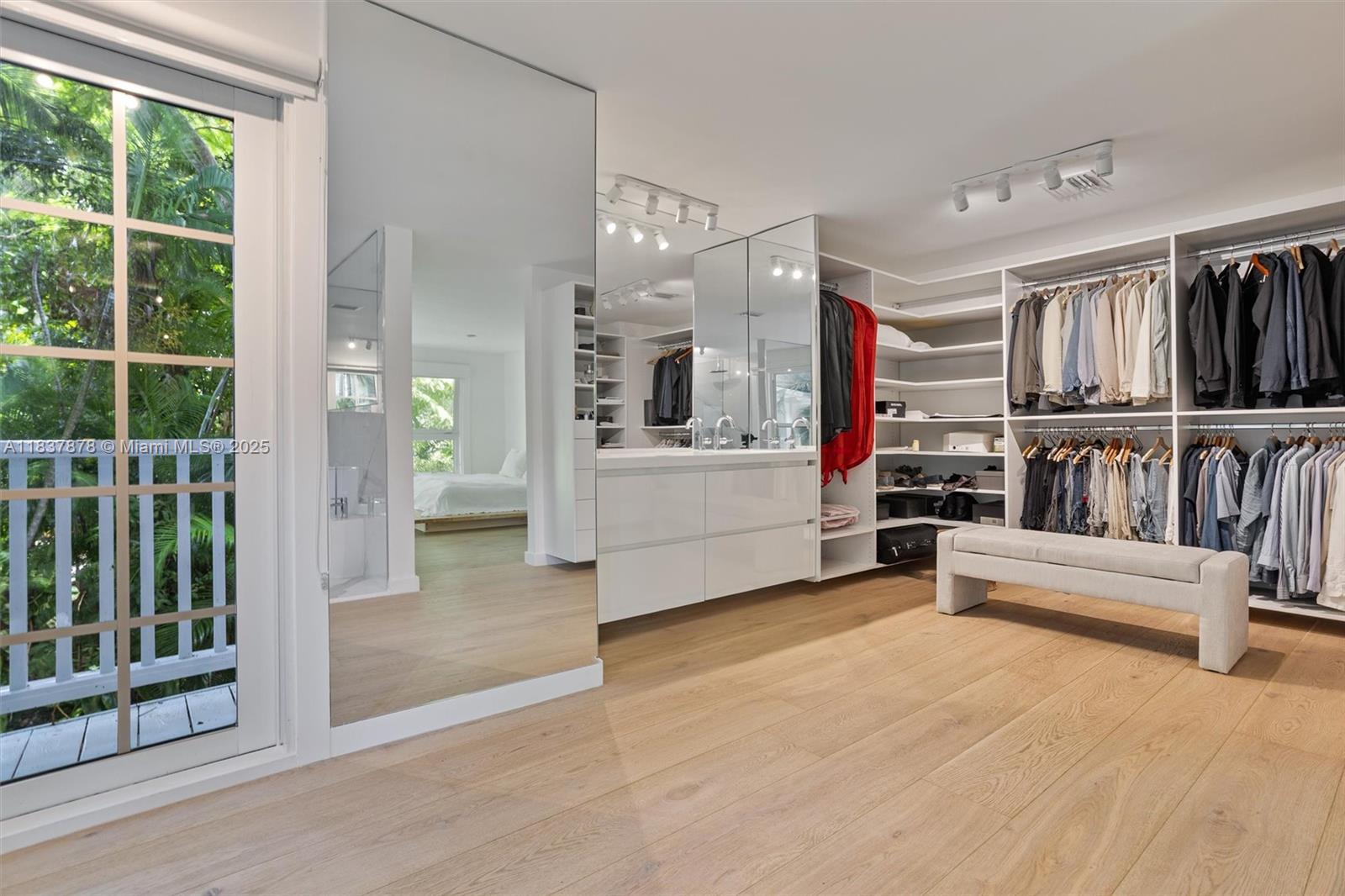 OCEAN VIEW - Residential Lease