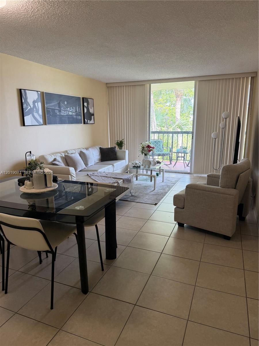 GARDENS OF KENDALL SO CON - Residential