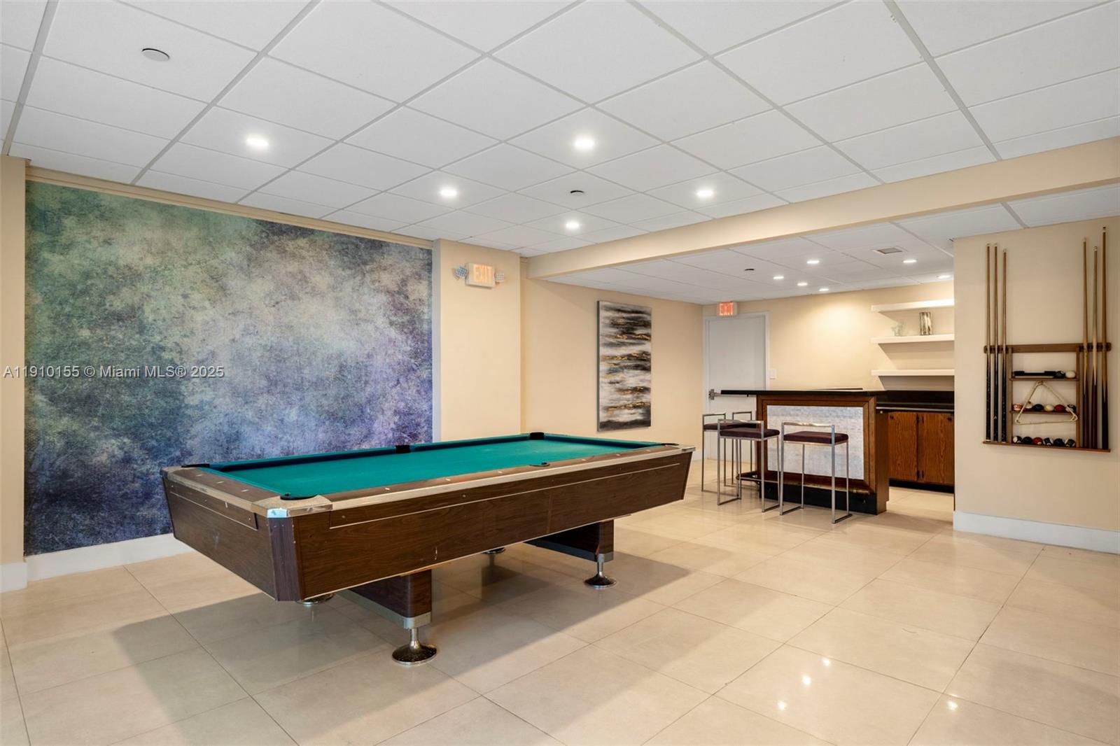 BAY PARK TOWERS CONDO - Residential Lease