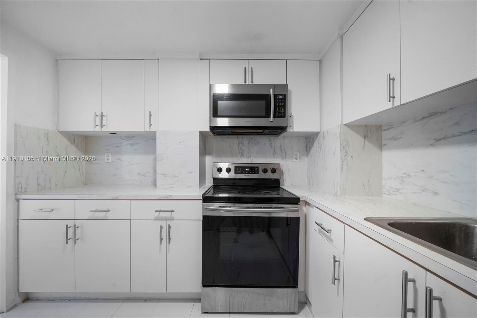 BAY PARK TOWERS CONDO - Residential Lease