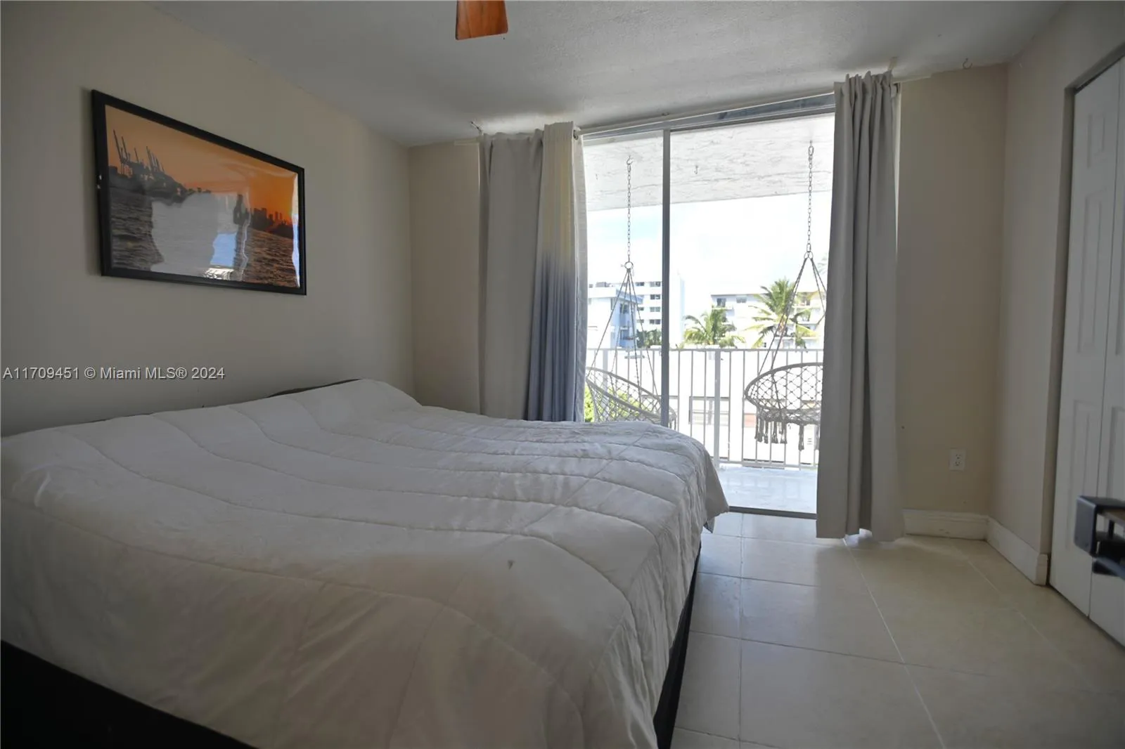Miami Beach, Florida 33139, United States, 1 Bedroom Bedrooms, ,1 BathroomBathrooms,Residential,Pending,26511