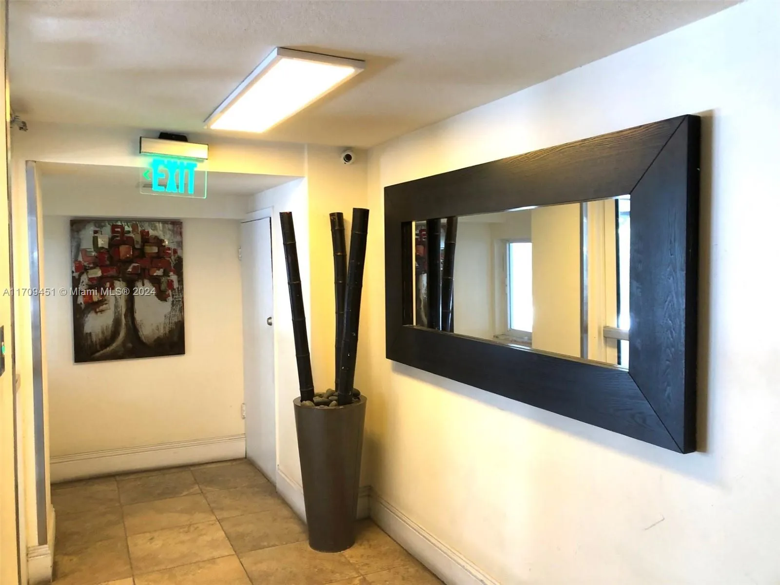 Miami Beach, Florida 33139, United States, 1 Bedroom Bedrooms, ,1 BathroomBathrooms,Residential,Pending,26511