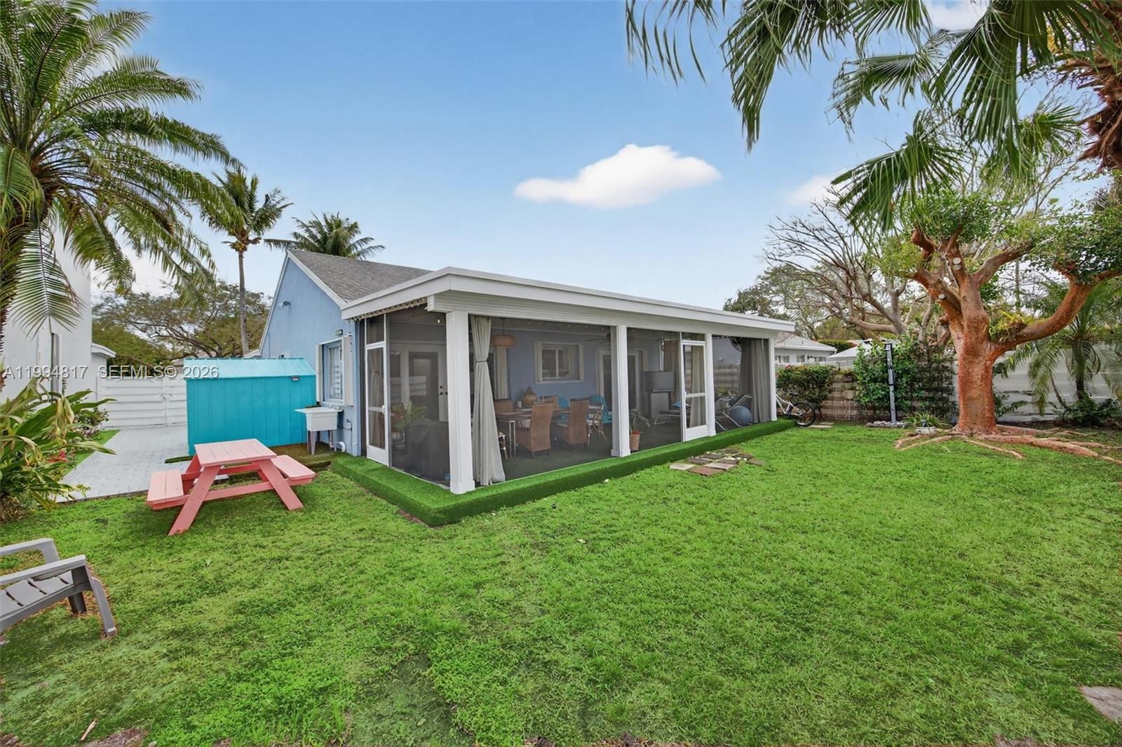 COUNTRY WALK WEST SEC 1 - Residential Lease