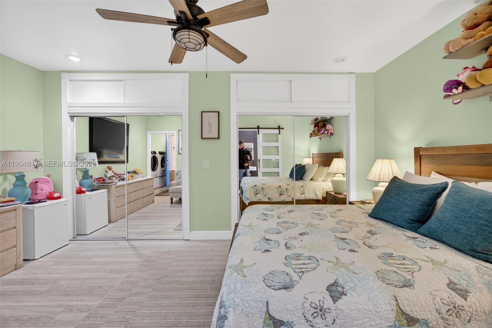 COUNTRY WALK WEST SEC 1 - Residential Lease