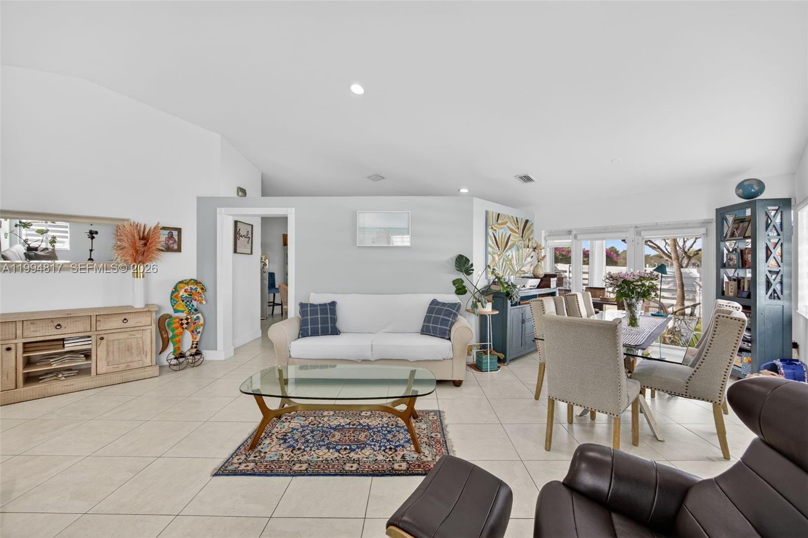 COUNTRY WALK WEST SEC 1 - Residential Lease