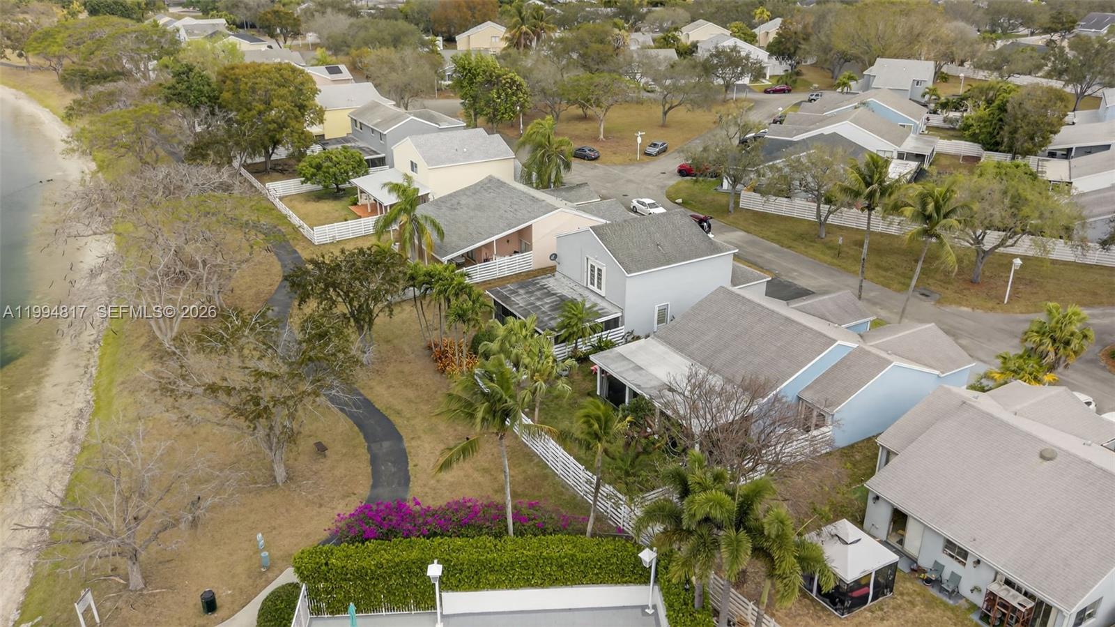 COUNTRY WALK WEST SEC 1 - Residential Lease