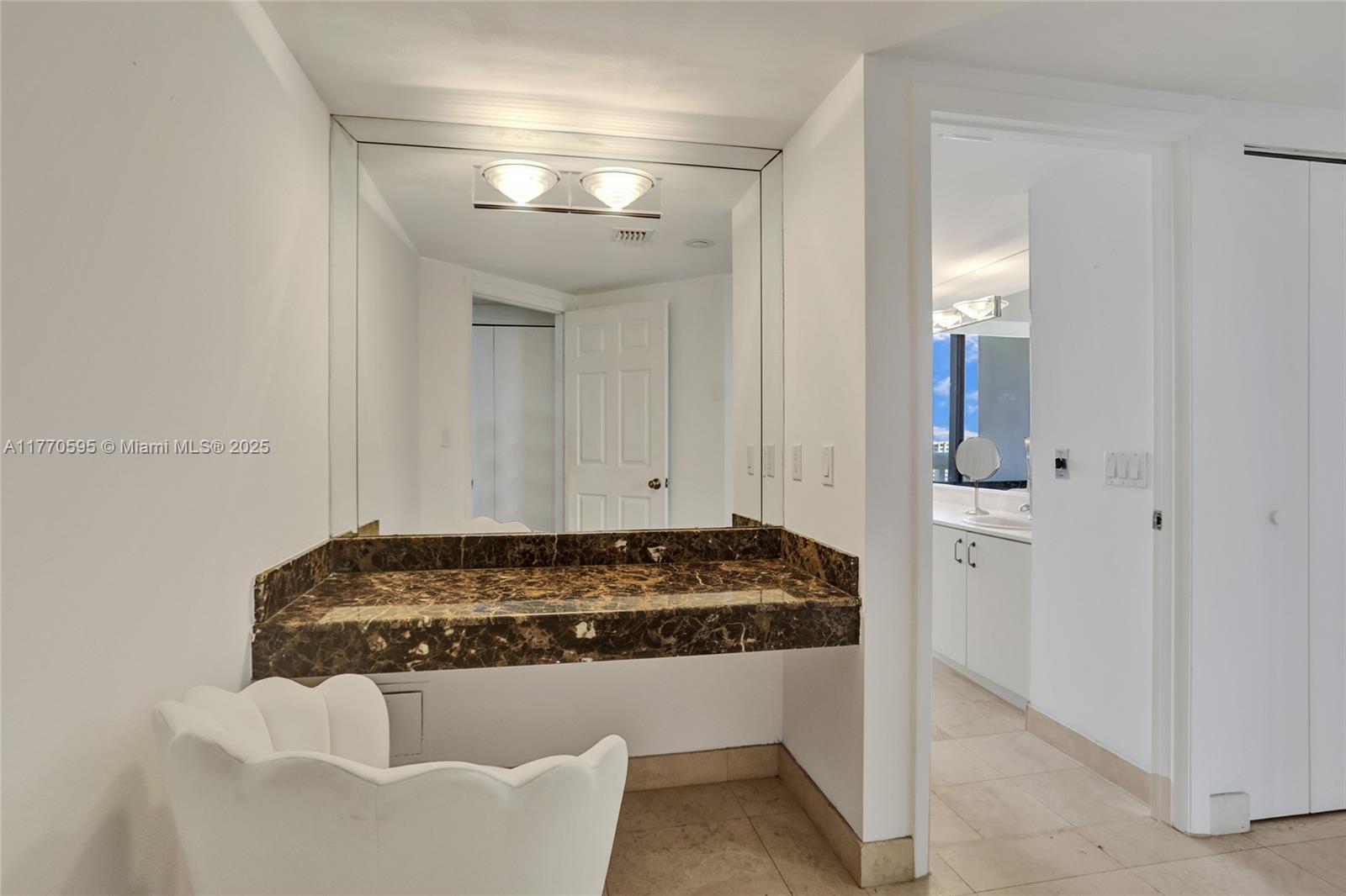 1000 ISL BLVD WILLIAMS IS - Residential Lease