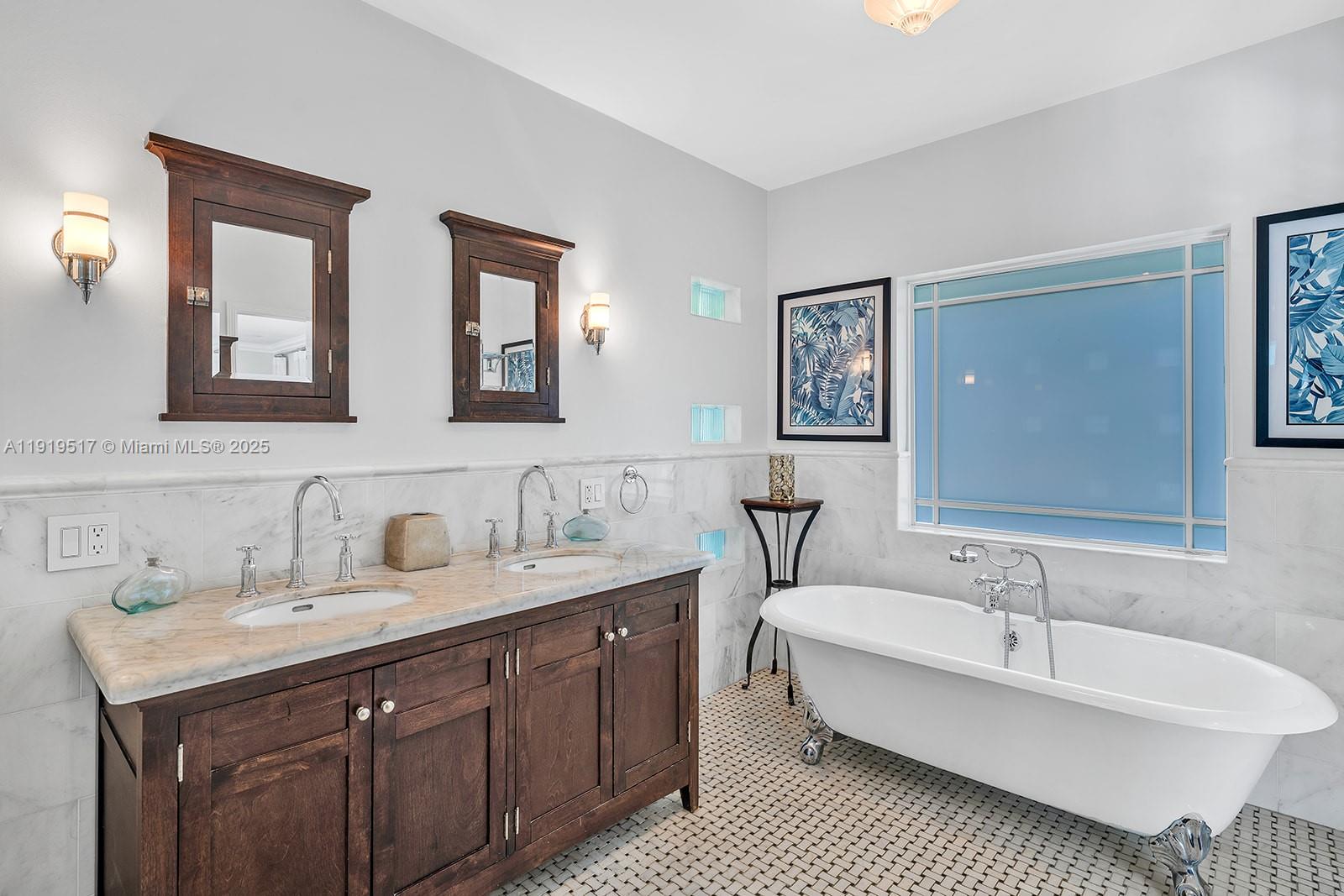 BEACH VIEW ADDN - Residential Lease