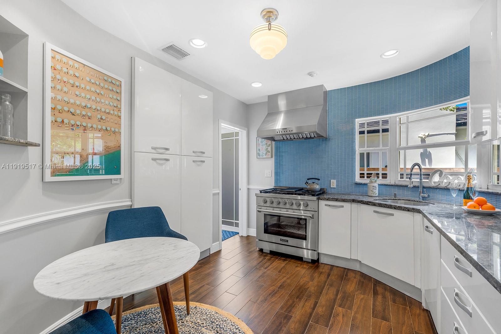 BEACH VIEW ADDN - Residential Lease