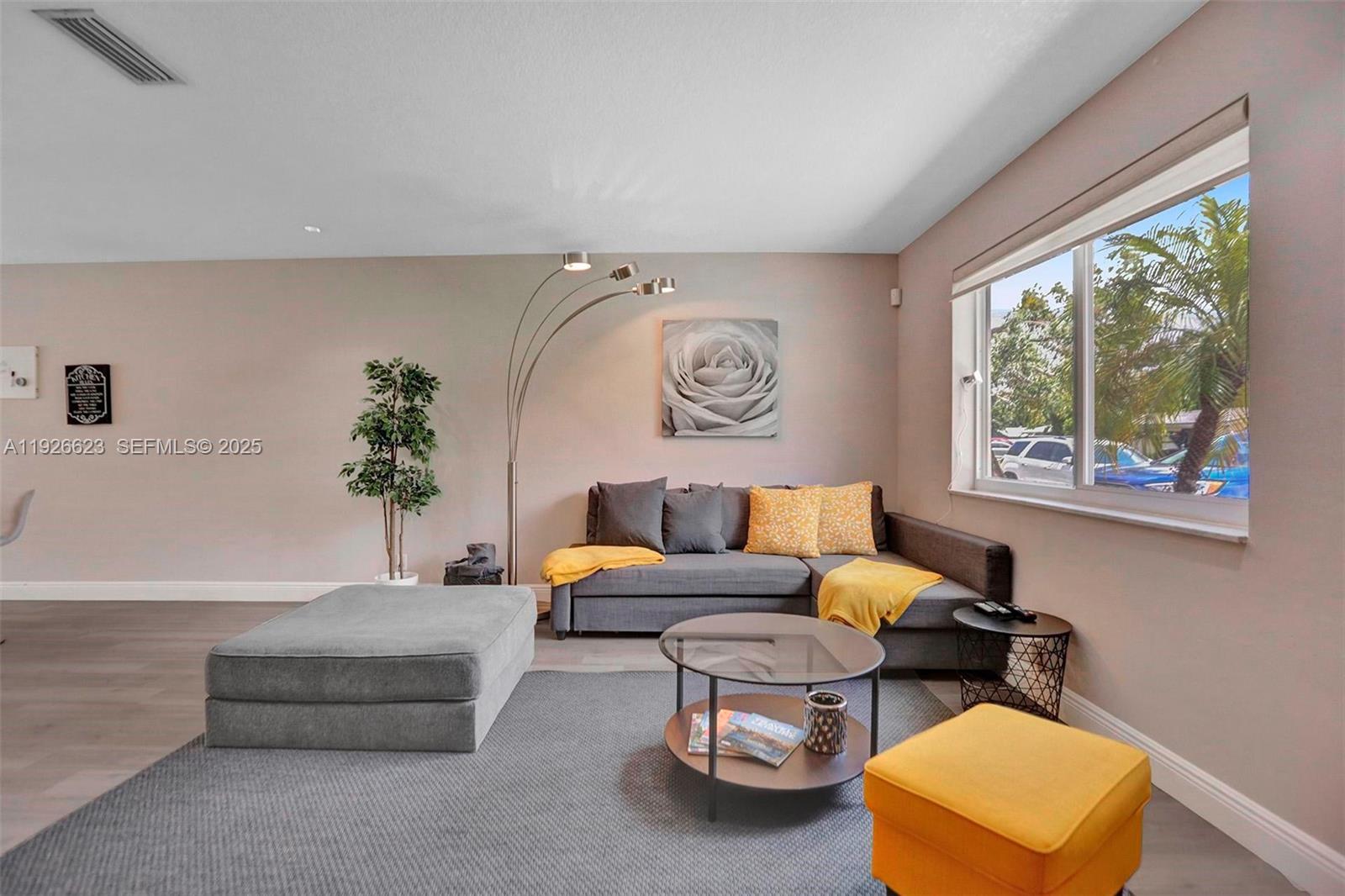 CHULA VISTA FIRST ADD REV - Residential Lease