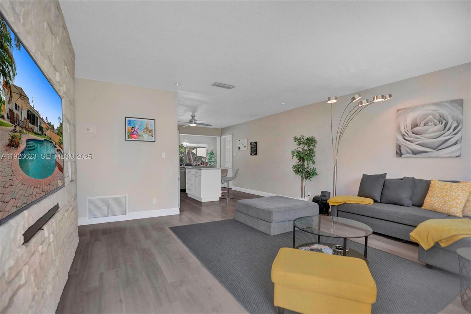 CHULA VISTA FIRST ADD REV - Residential Lease